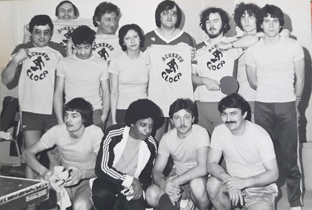 Equipe Cloca Ach&egrave;res en 1982 avec Jean Vergnes au premier plan